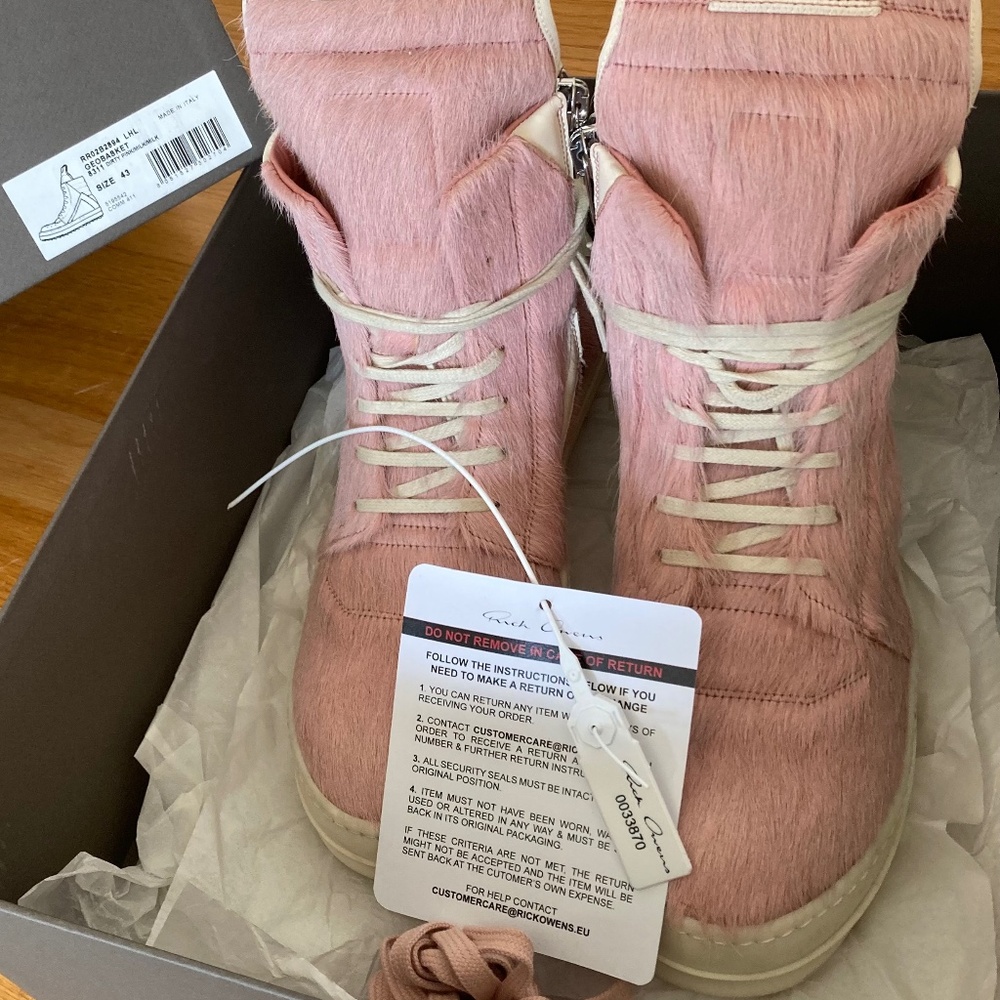 Rick Owens Long Hair Geobasket in Dirty Pink